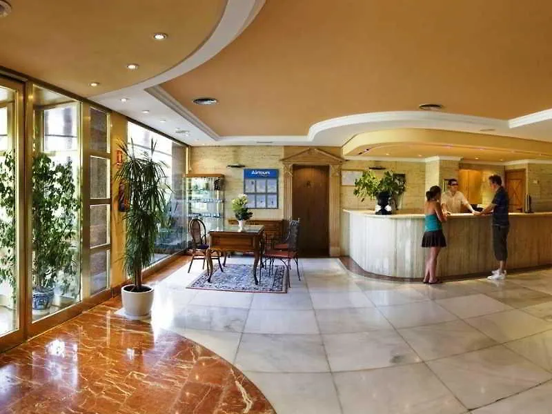 Globales Palmanova Palace (Adults Only) Hotel