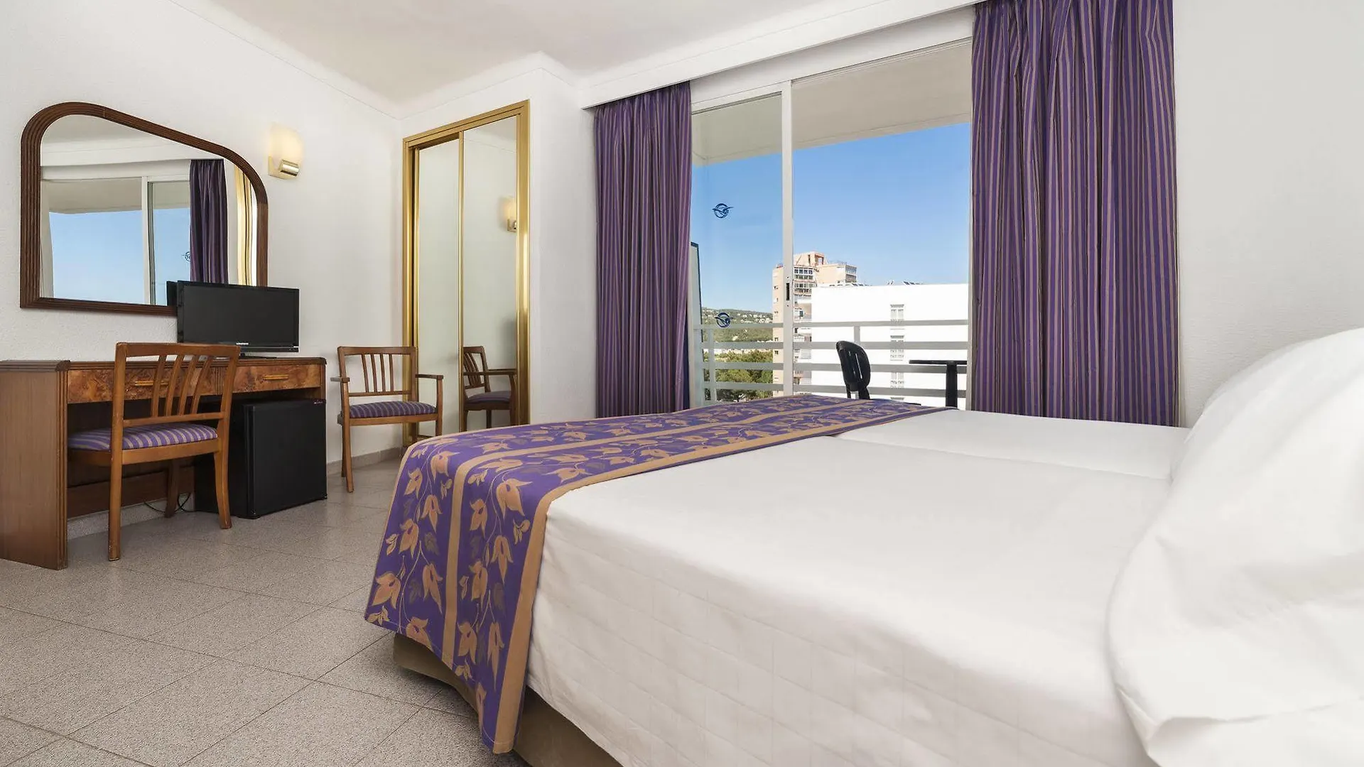 Globales Palmanova Palace (Adults Only) 4*, Palma Nova (Mallorca)